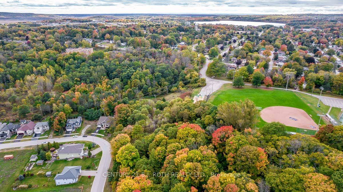 548 Taylor Dr Property Photo 11