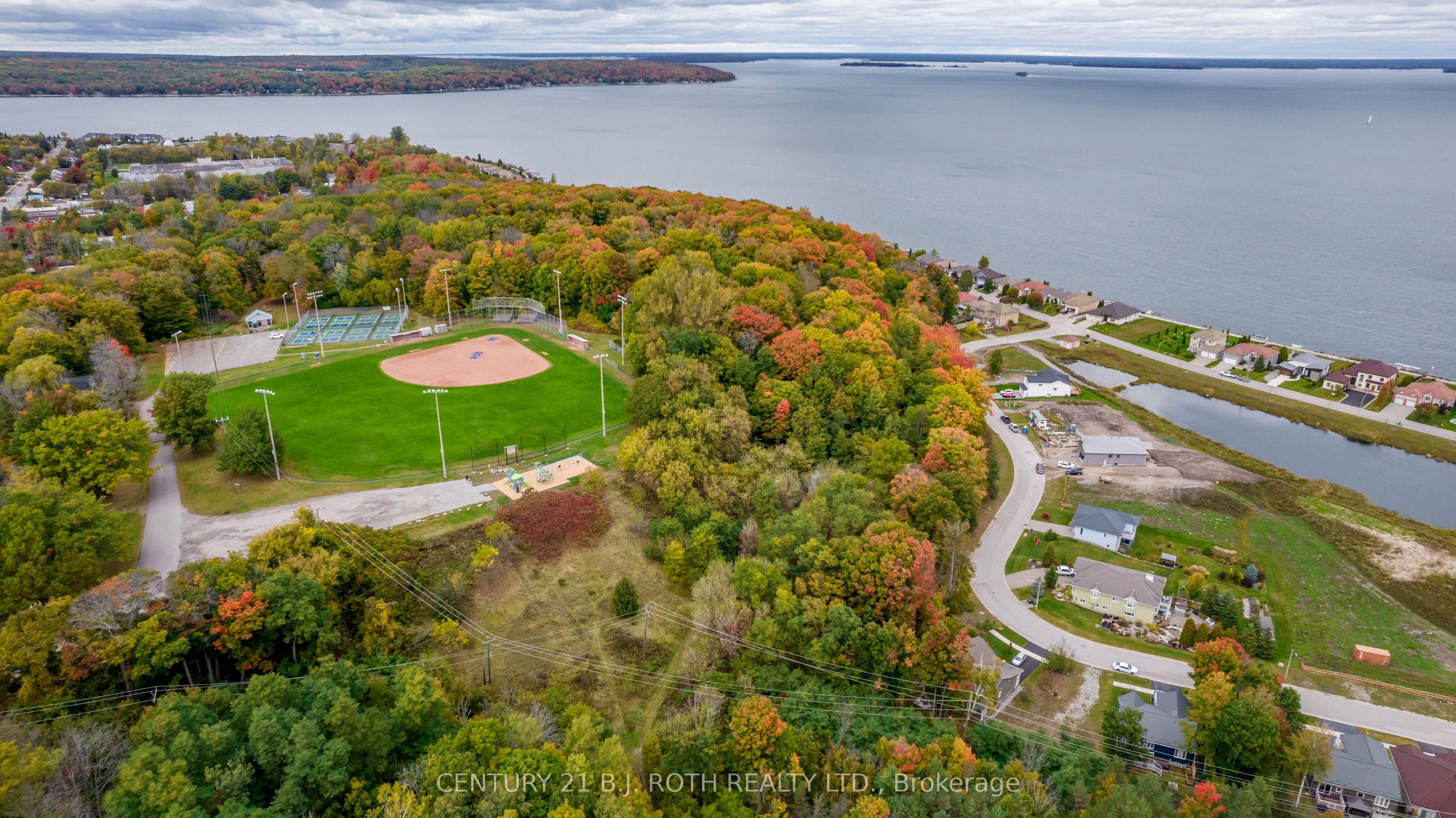 548 Taylor Dr Property Photo 13