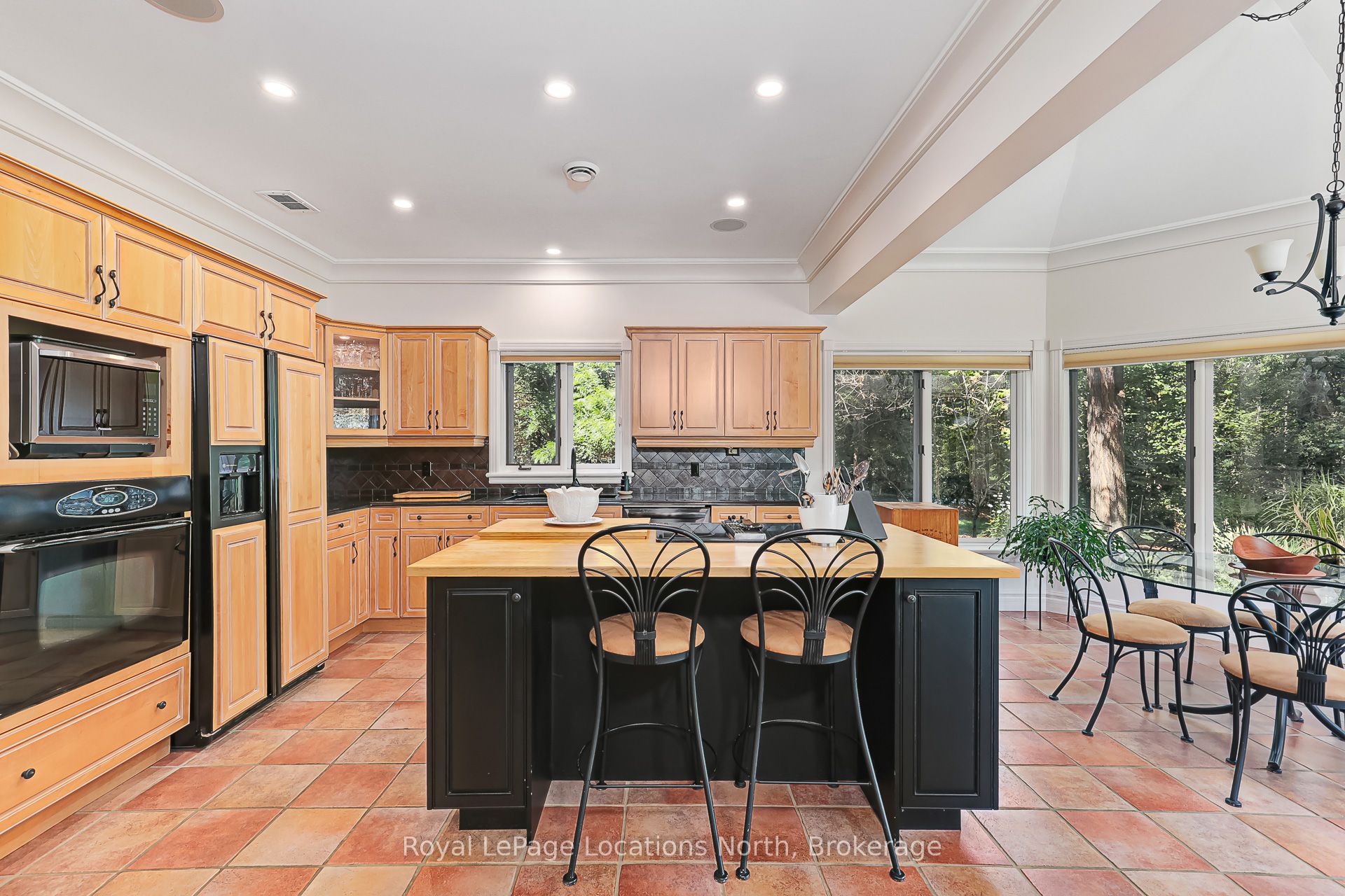 6 Alpine Court Property Photo 12