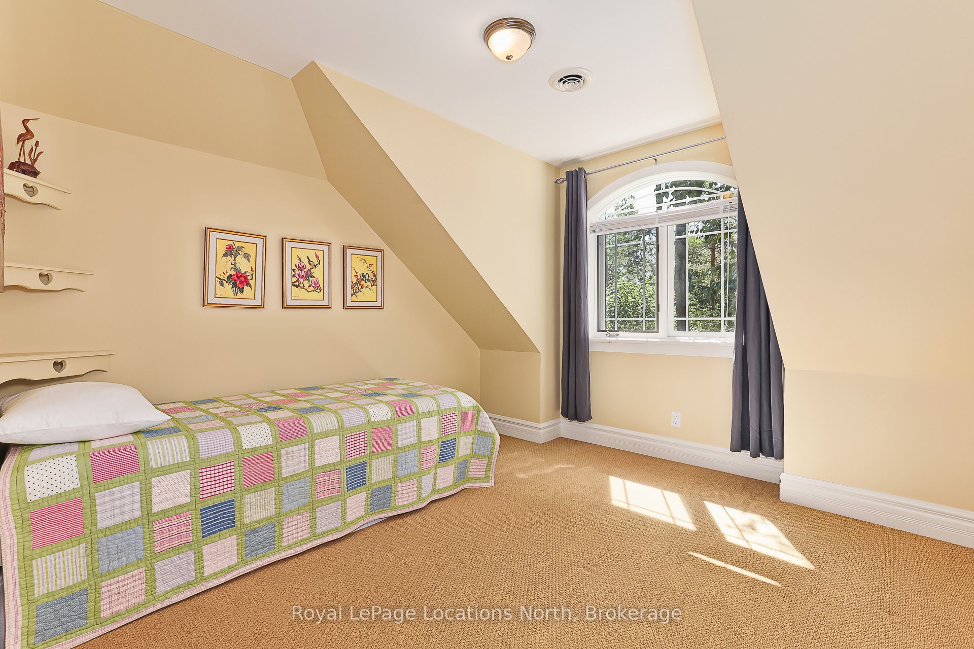 6 Alpine Court Property Photo 19