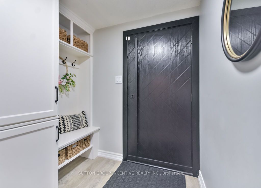 29 Wells Crescent Property Photo 3