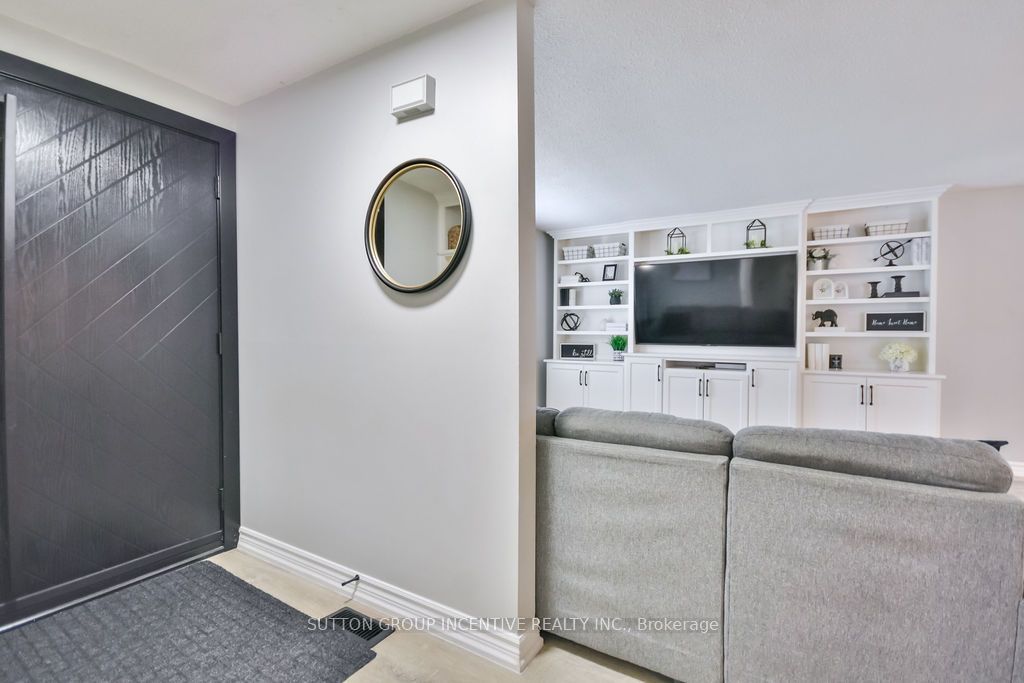 29 Wells Crescent Property Photo 4