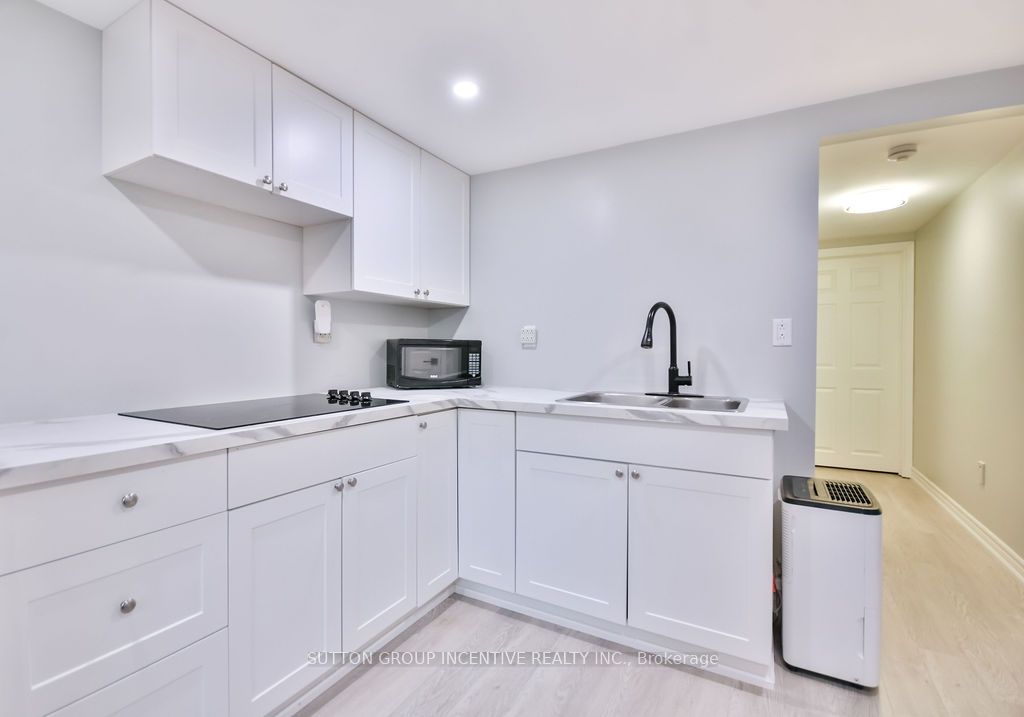 29 Wells Crescent Property Photo 18