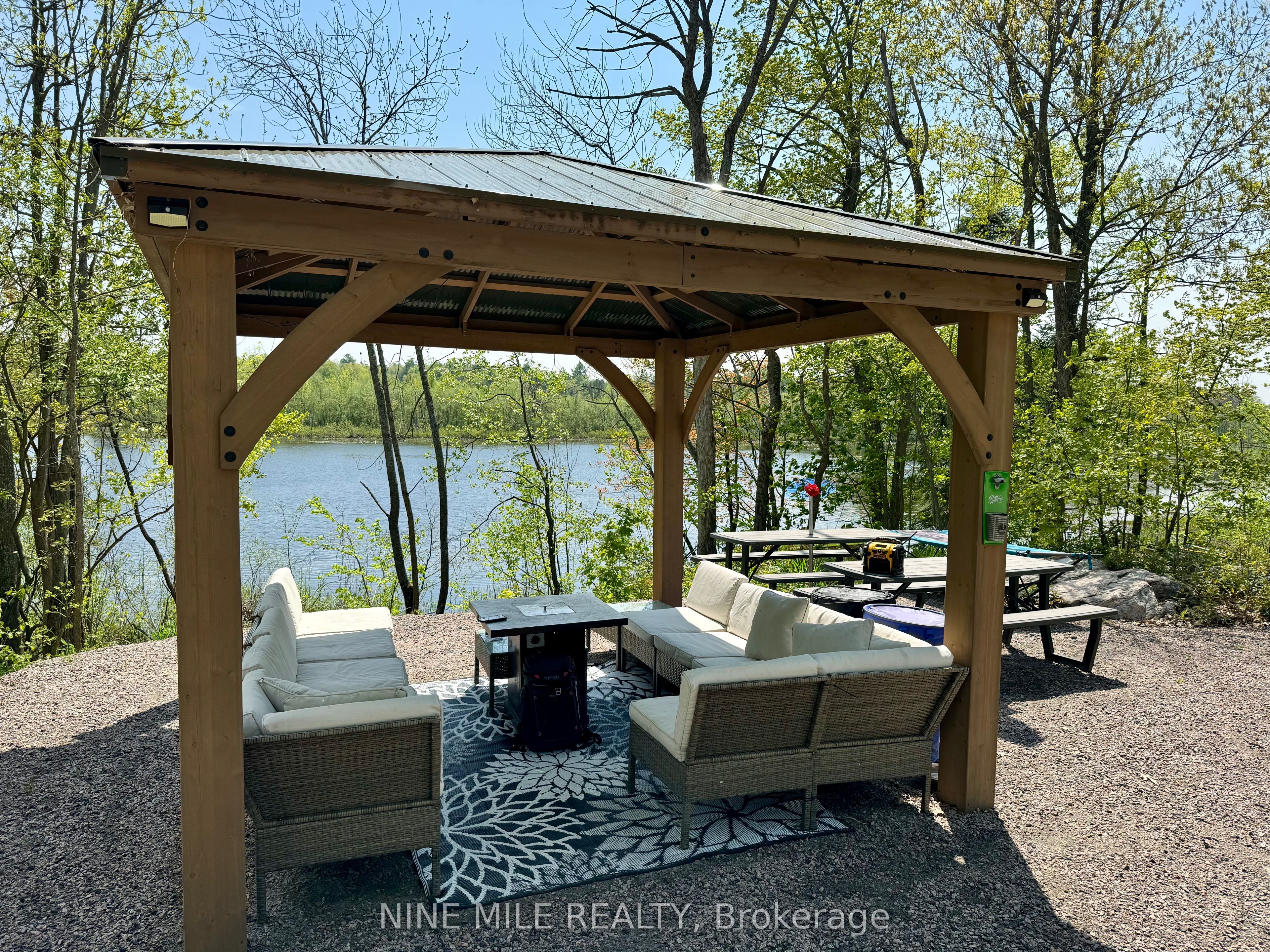 2692 Coopers Falls Rd Property Photo 10