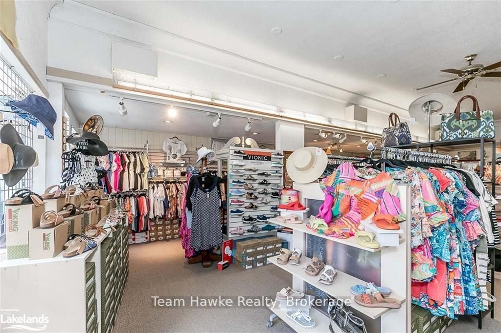 261 King Street Property Photo 12