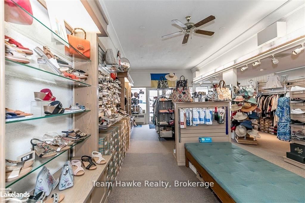 261 King Street Property Photo 16