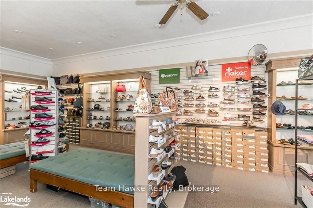 261 King Street Property Photo 17