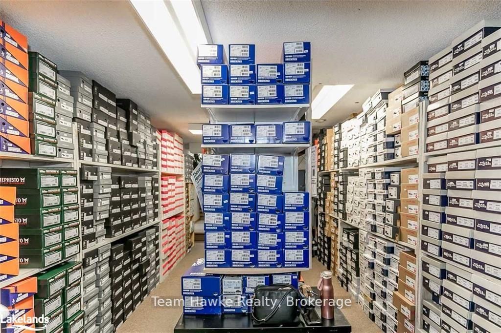 261 King Street Property Photo 19