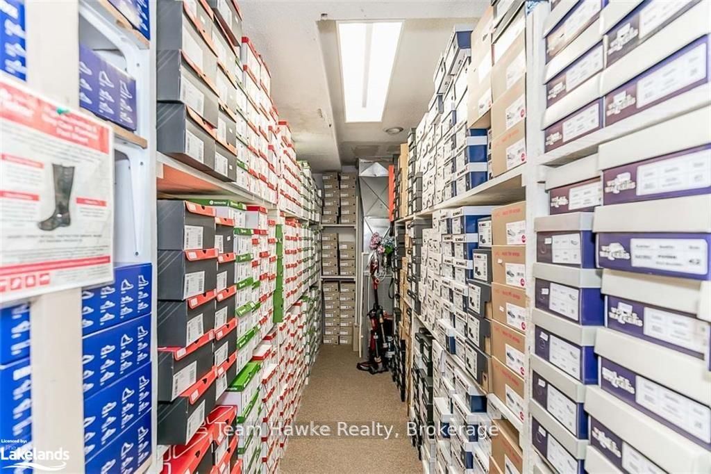 261 King Street Property Photo 20