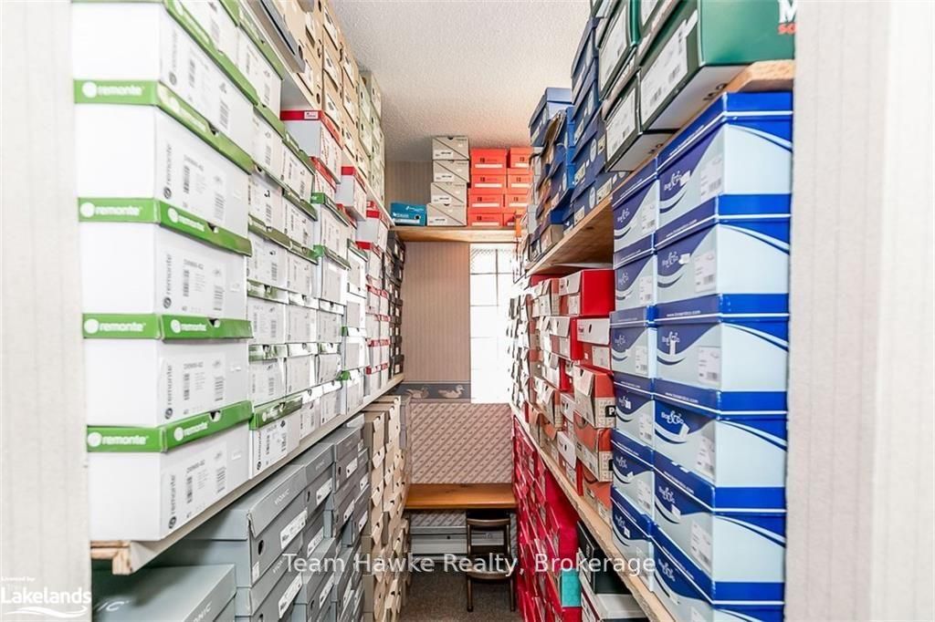 261 King Street Property Photo 25