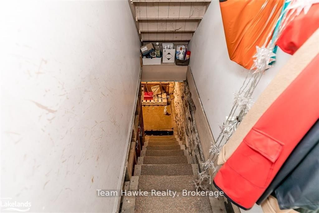 261 King Street Property Photo 27