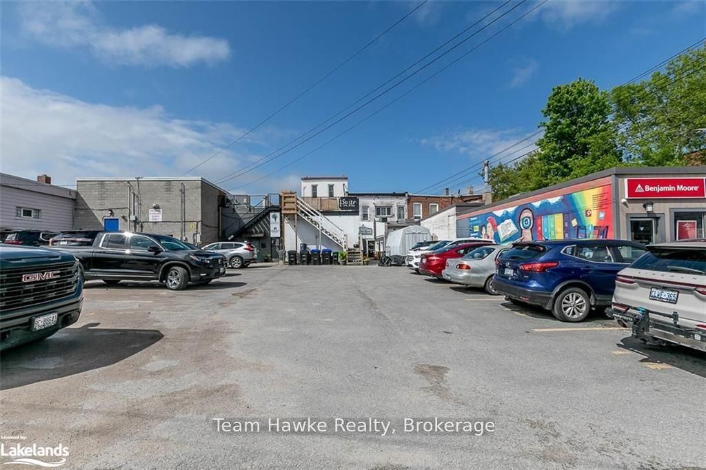 261 King Street Property Photo 29