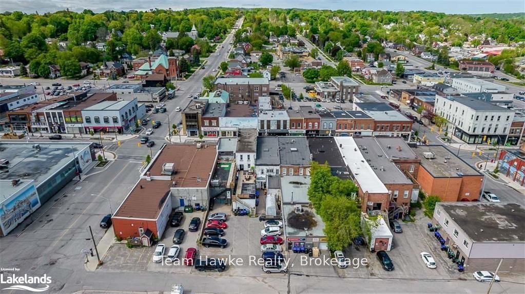 261 King Street Property Photo 32