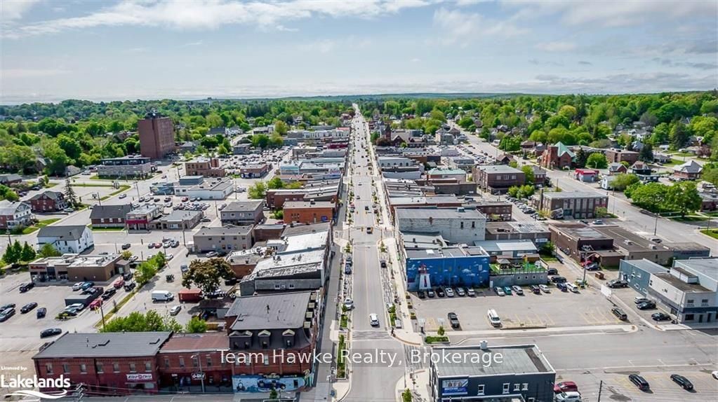 261 King Street Property Photo 35