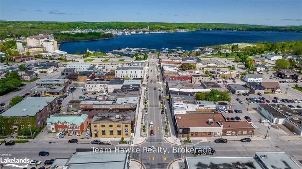 261 King Street Property Photo 36