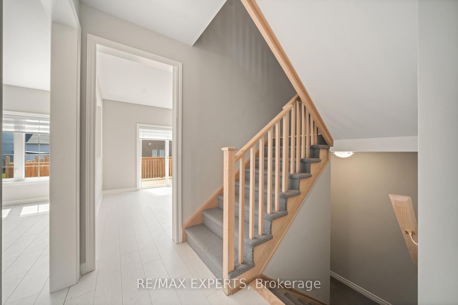 216 Cubitt Street Property Photo 10