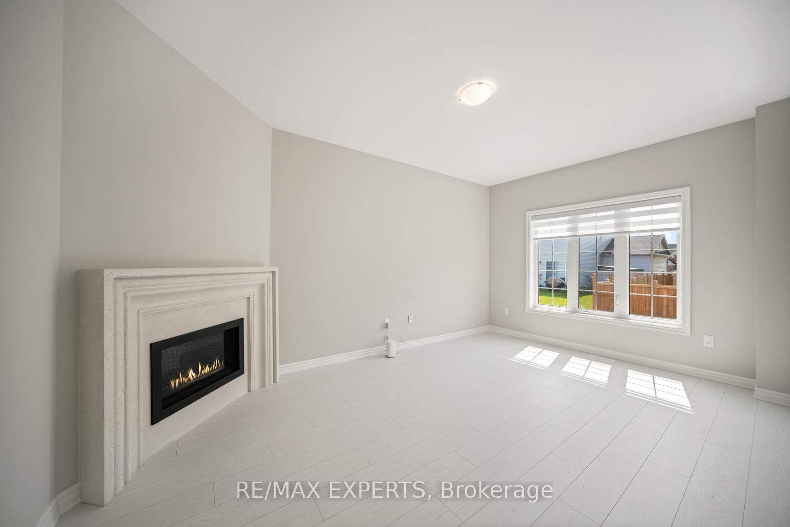 216 Cubitt Street Property Photo 17