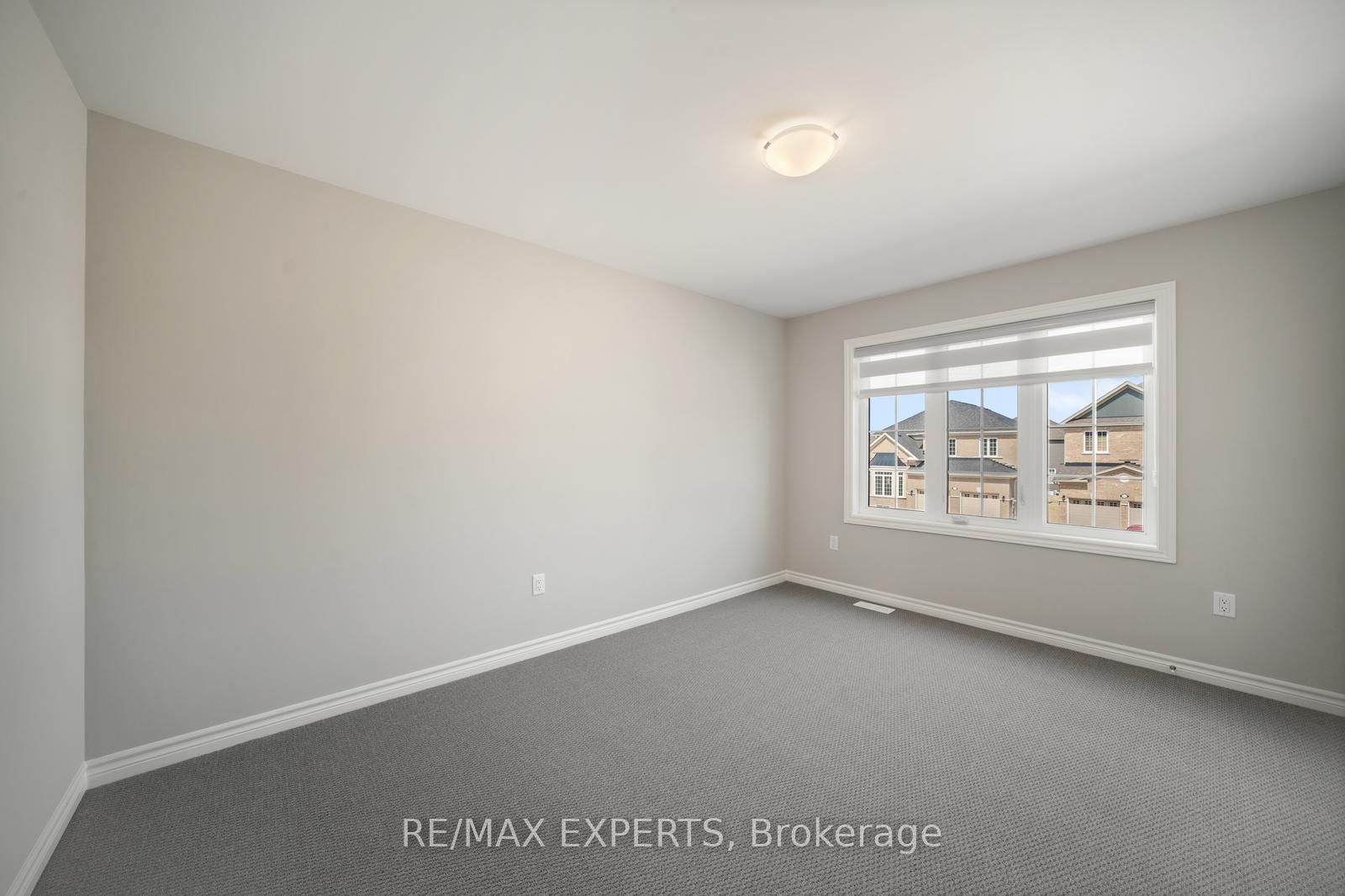 216 Cubitt Street Property Photo 22