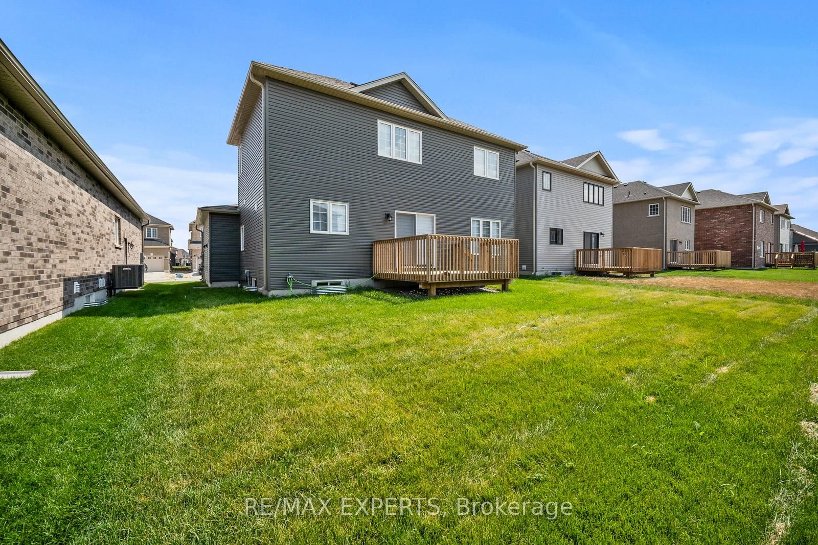 216 Cubitt Street Property Photo 46