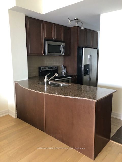 699 Aberdeen Boulevard 504 Property Photo 11