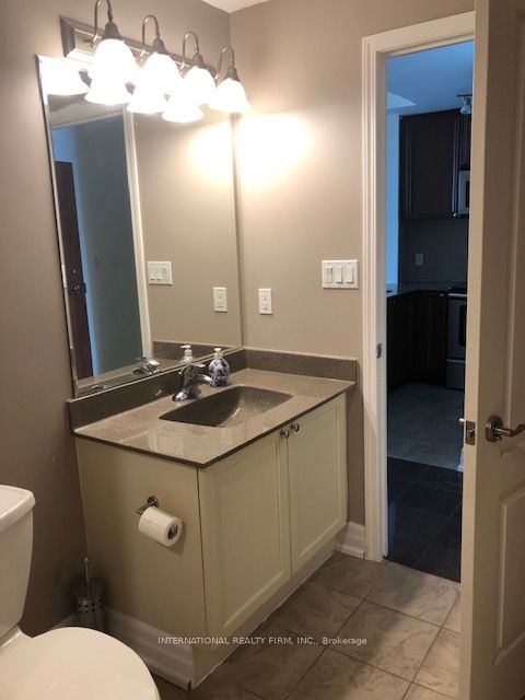 699 Aberdeen Boulevard 504 Property Photo 16