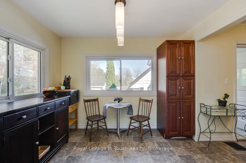 450 Assiniboia Street Property Photo 11