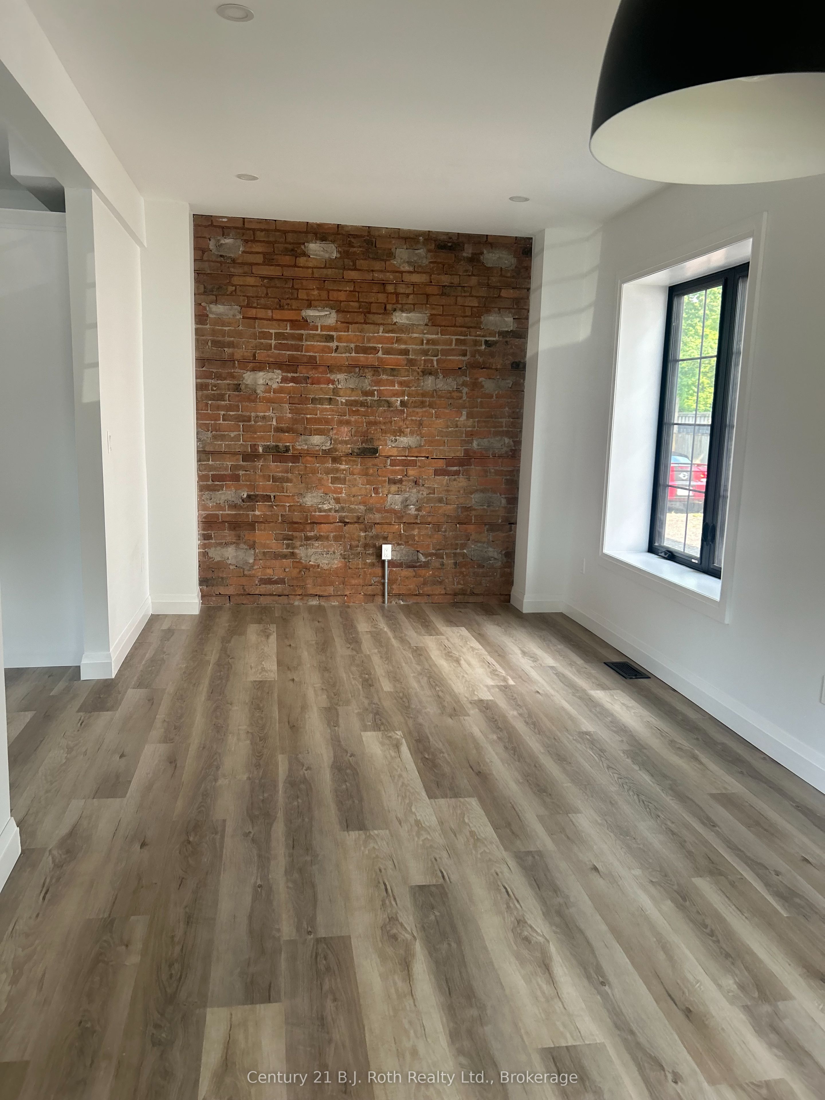 339 First Street Property Photo 6