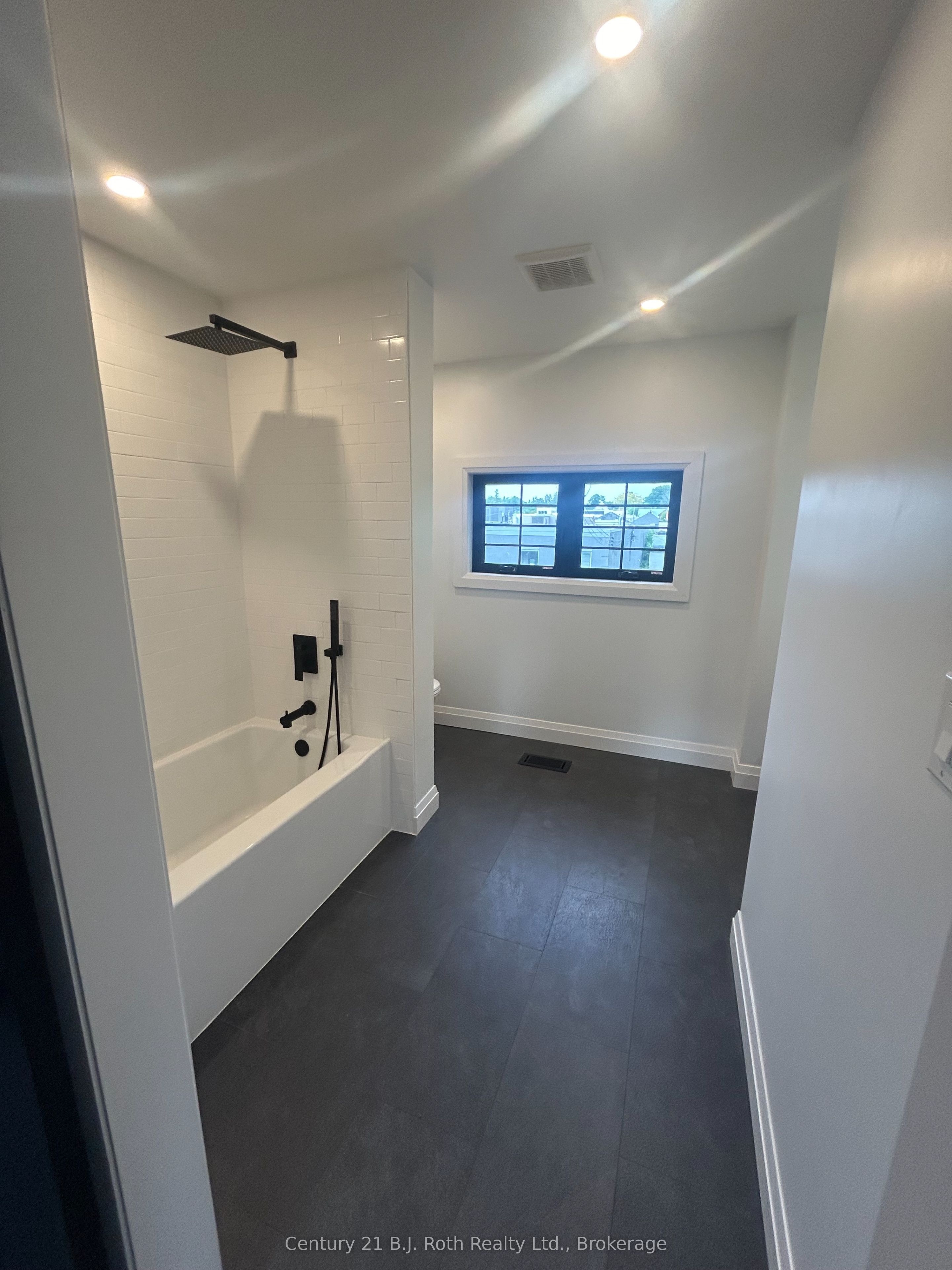 339 First Street Property Photo 18