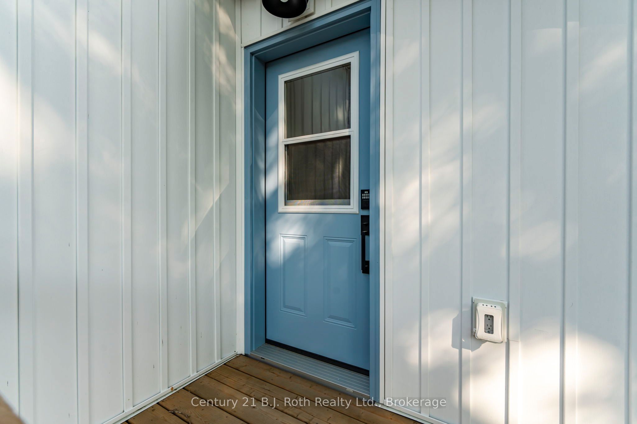 339 First Street Property Photo 21