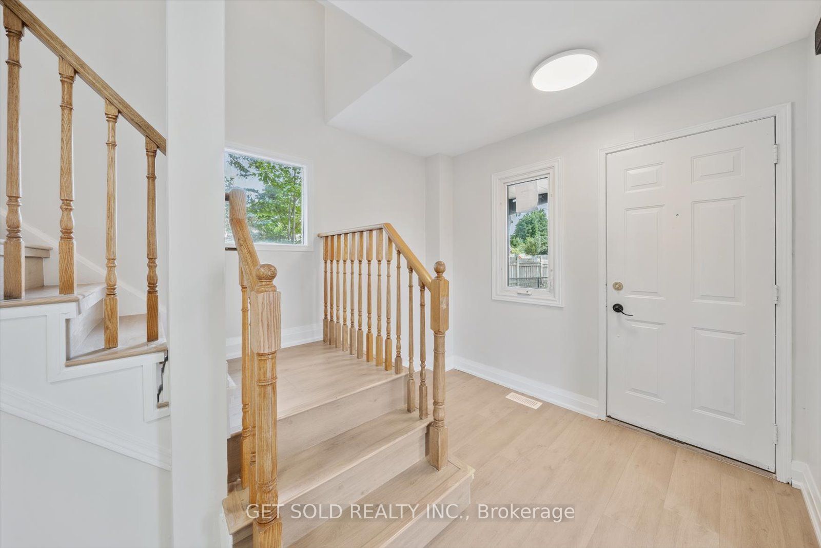 232 Kozlov Street Property Photo 2