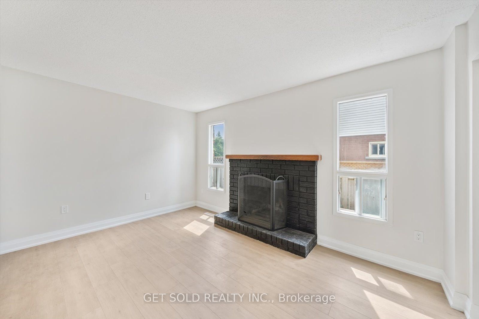 232 Kozlov Street Property Photo 3