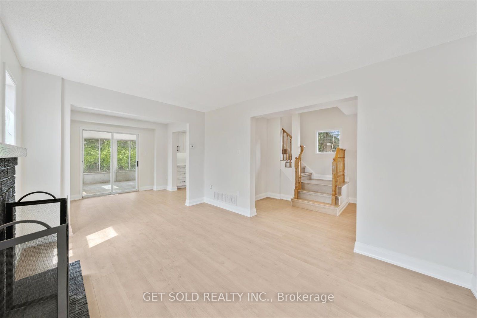 232 Kozlov Street Property Photo 6