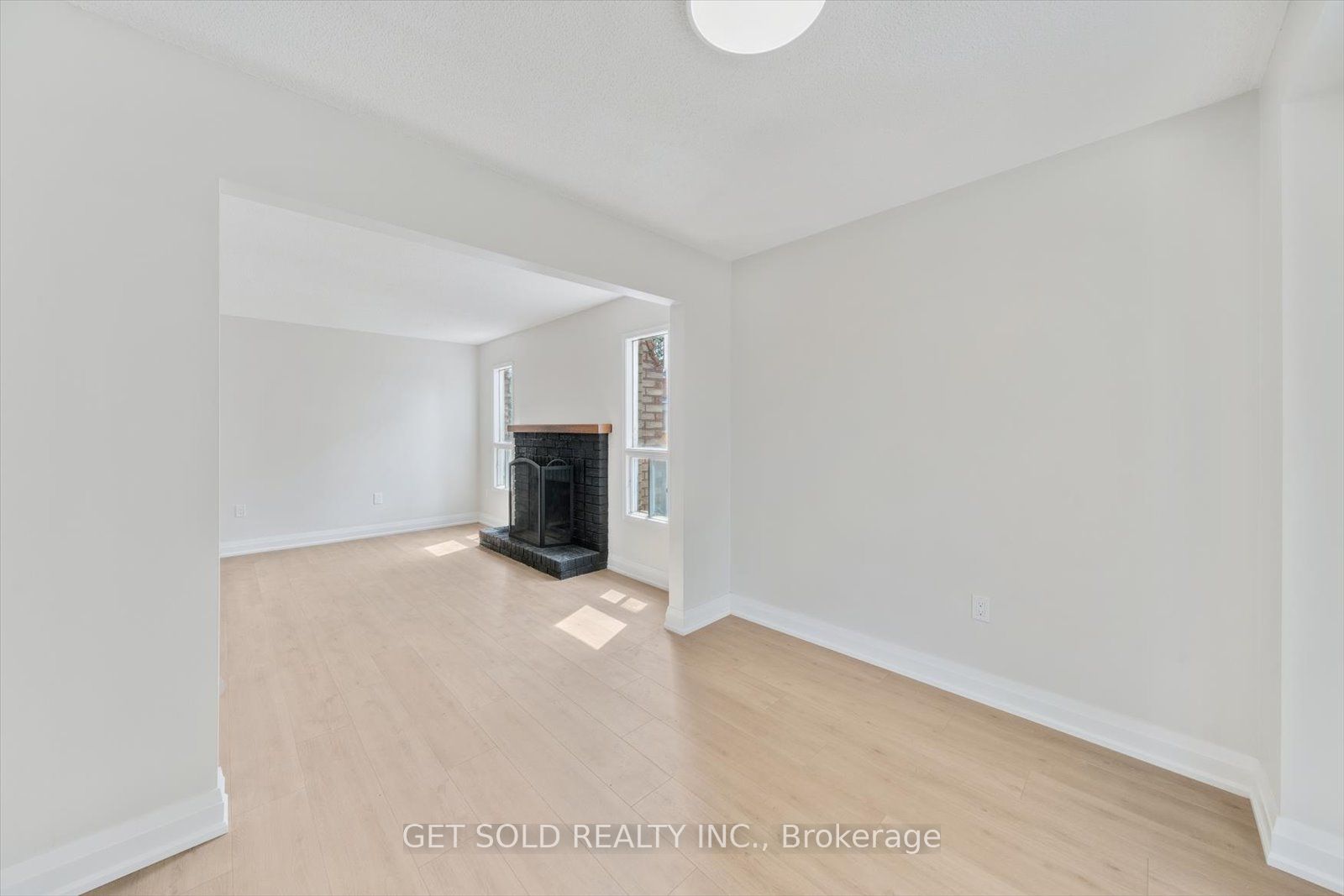 232 Kozlov Street Property Photo 8