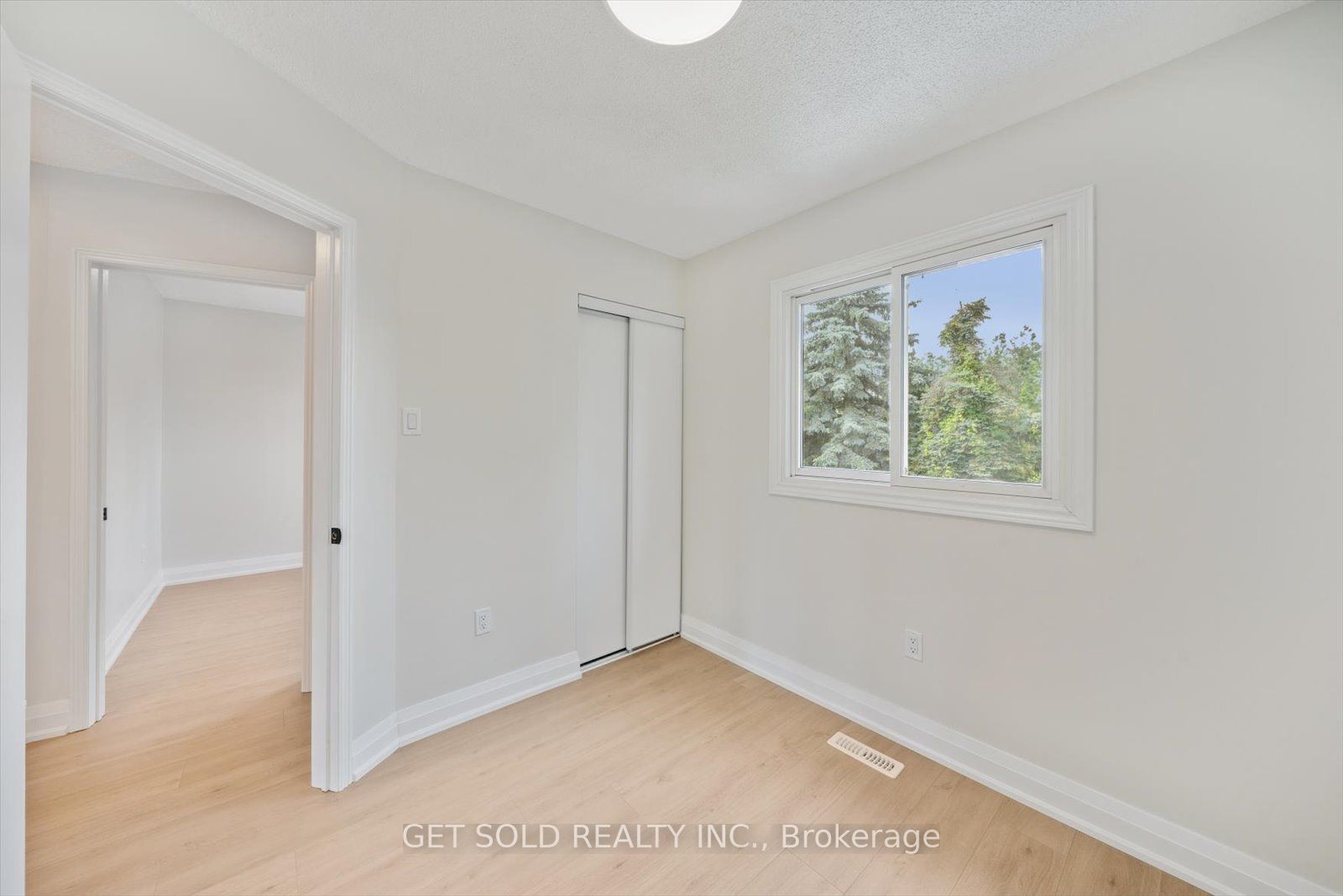232 Kozlov Street Property Photo 27
