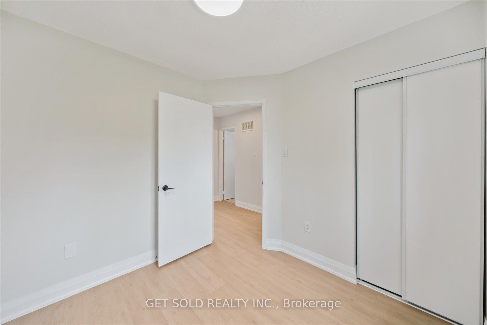 232 Kozlov Street Property Photo 28