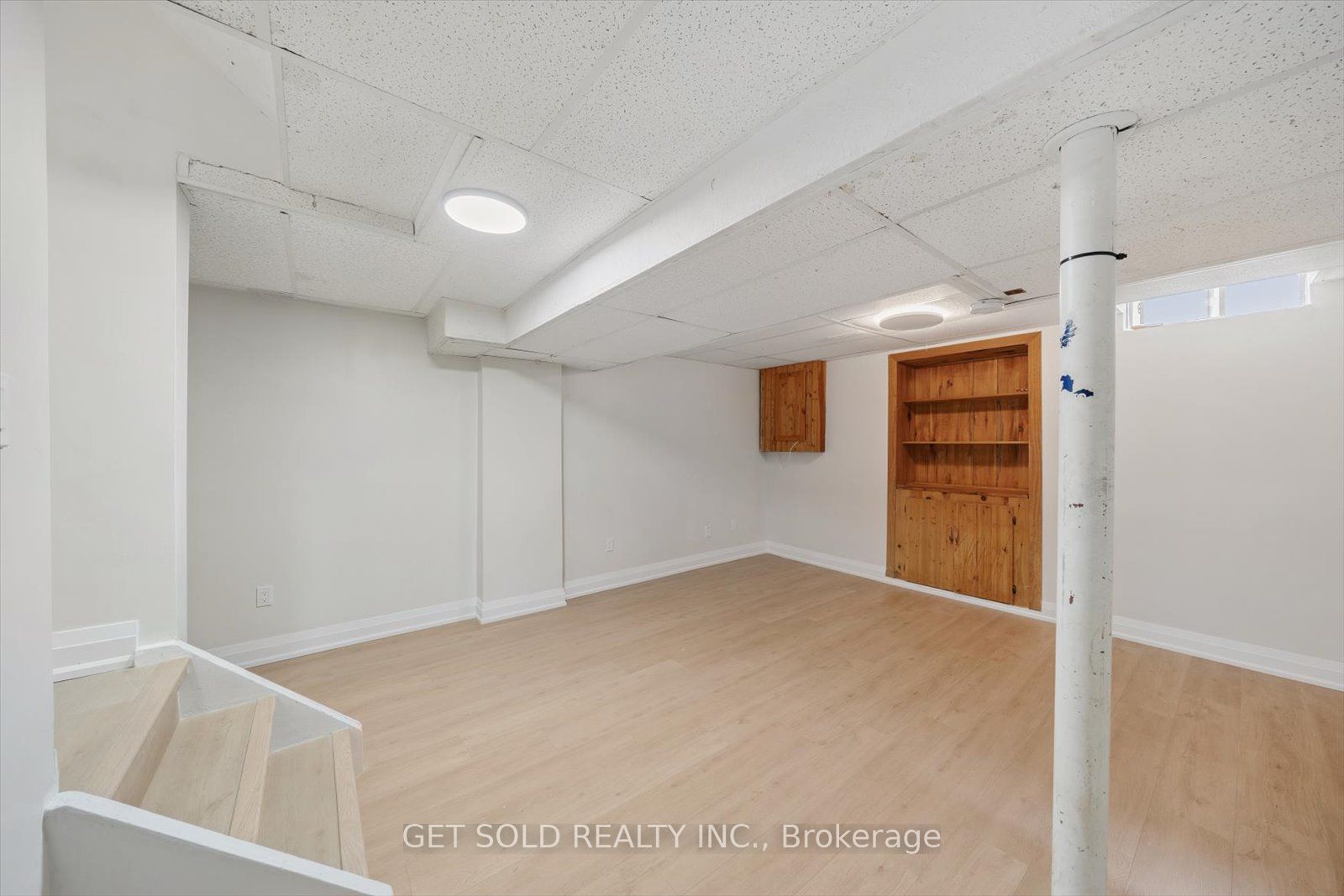 232 Kozlov Street Property Photo 31