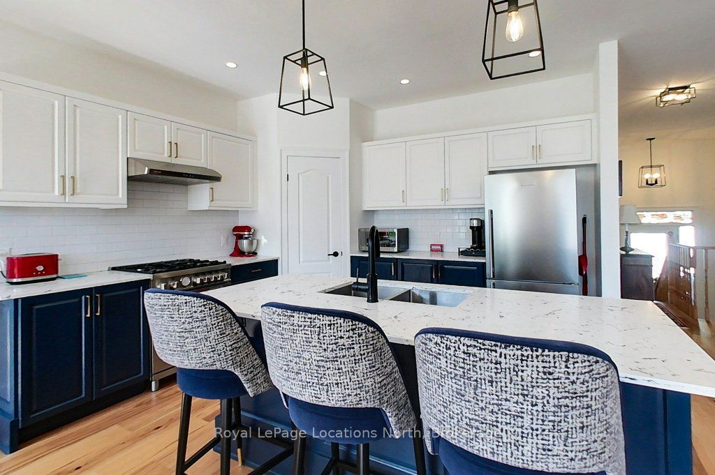 27 Newport Blvd Boulevard 25 Property Photo 4