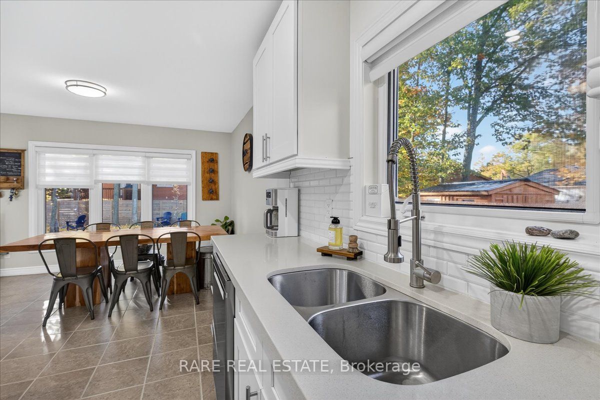 15 St Laurent Boulevard Property Photo 12