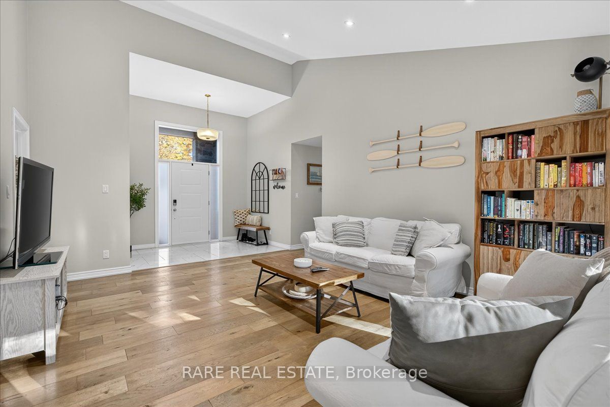 15 St Laurent Boulevard Property Photo 16