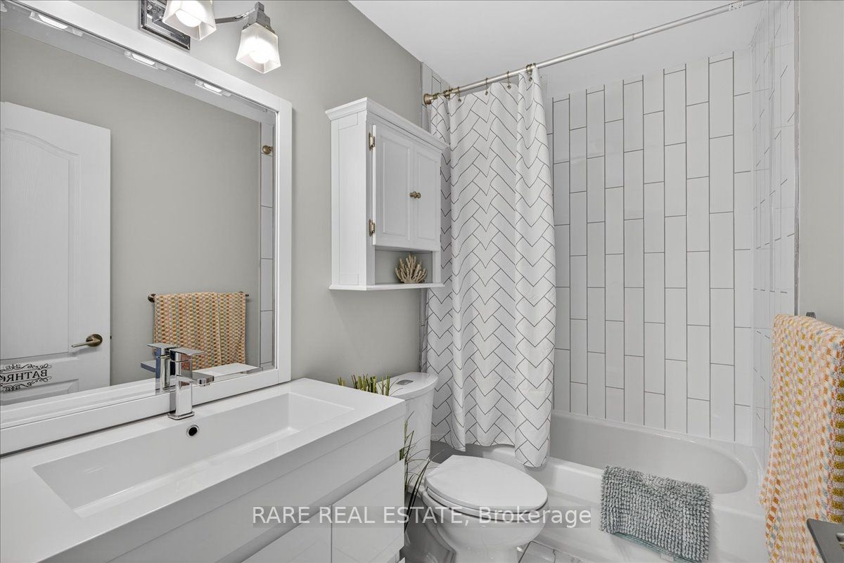 15 St Laurent Boulevard Property Photo 17