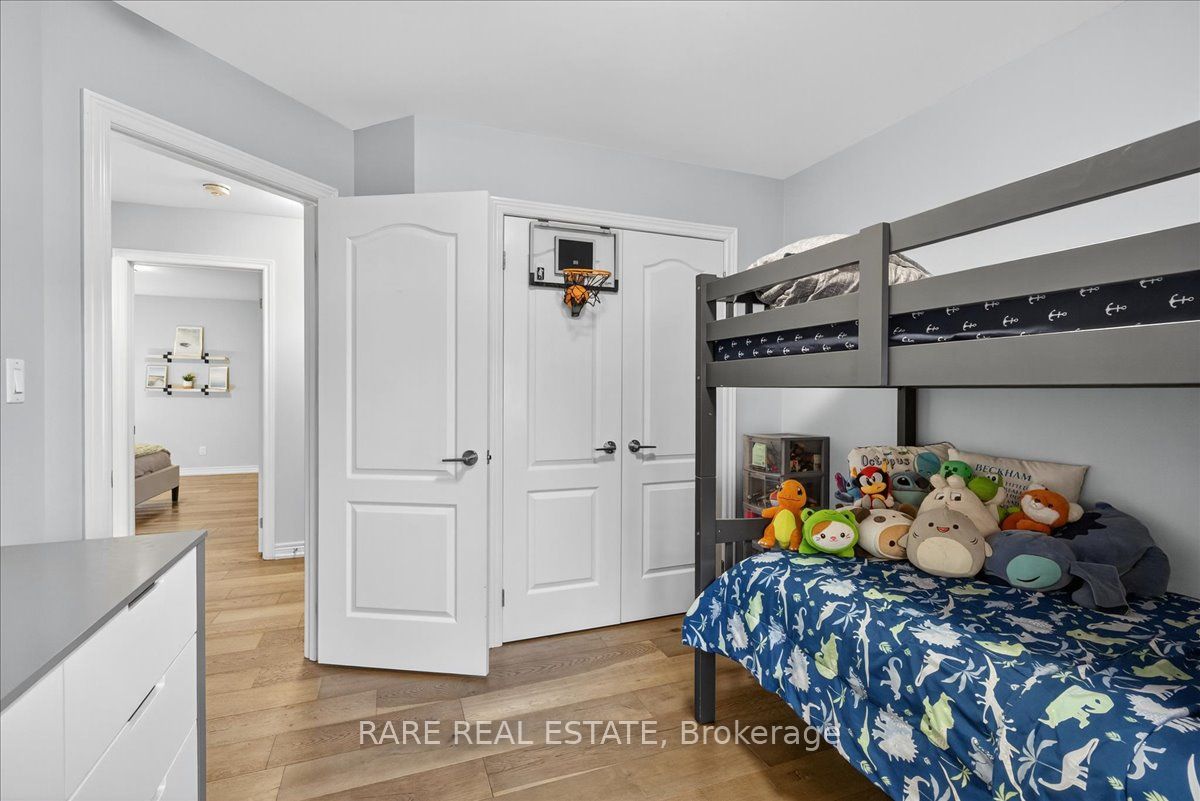 15 St Laurent Boulevard Property Photo 24