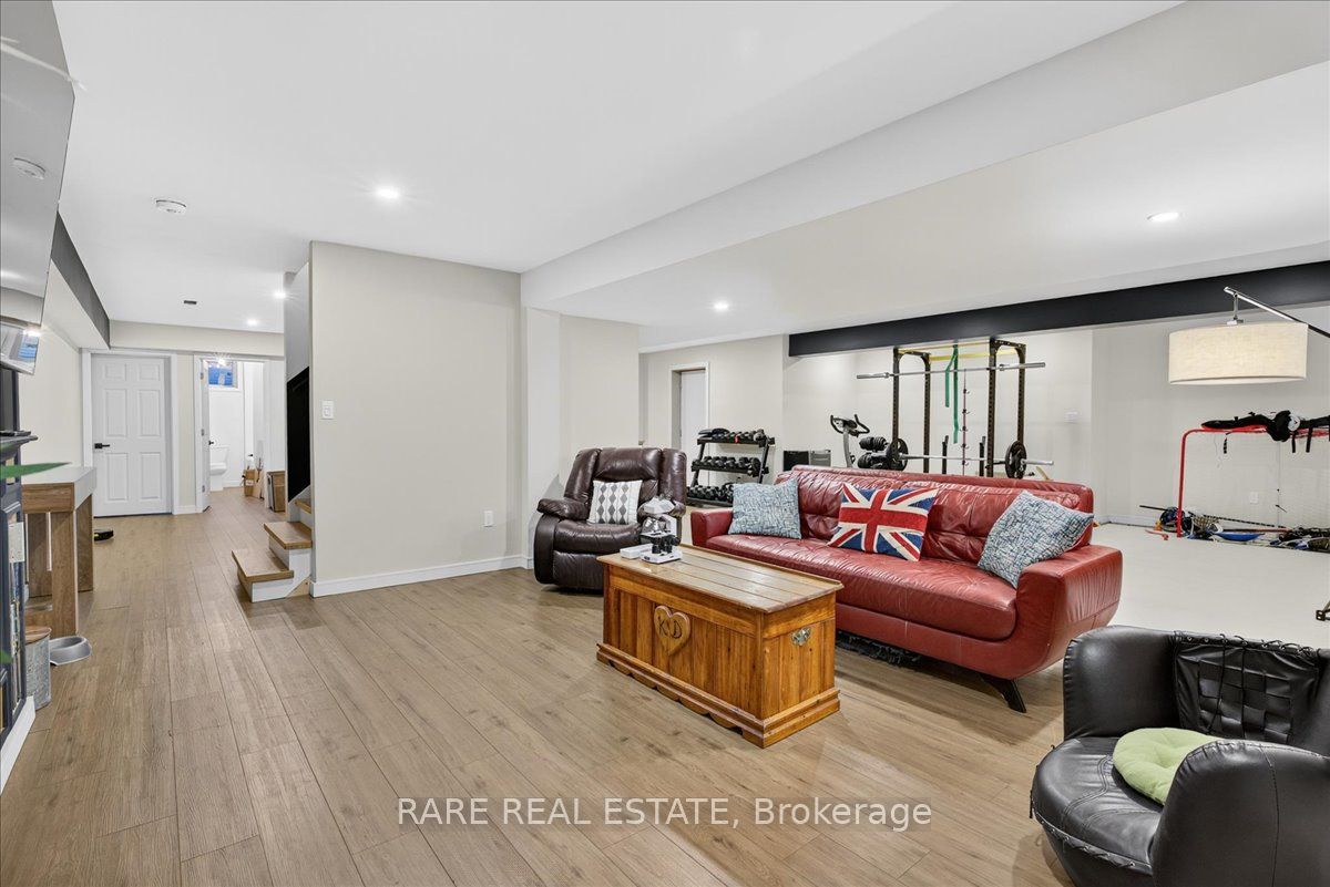 15 St Laurent Boulevard Property Photo 36