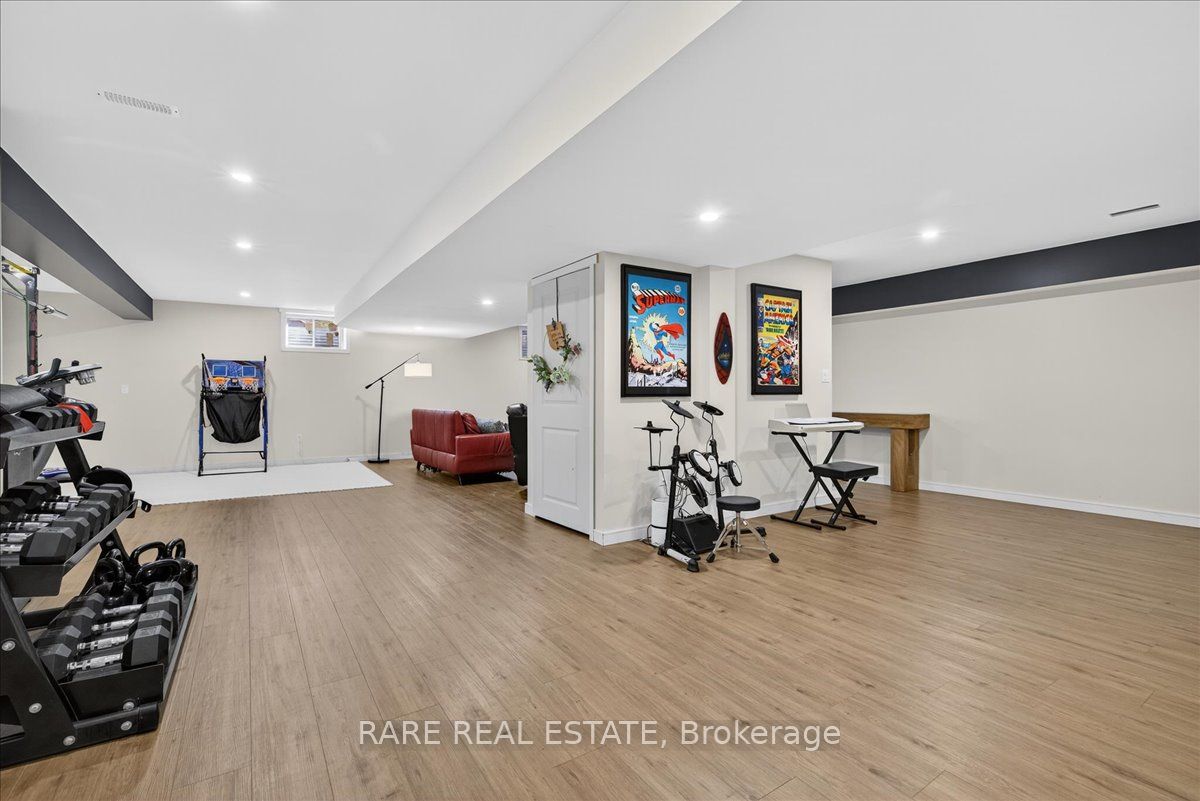 15 St Laurent Boulevard Property Photo 38