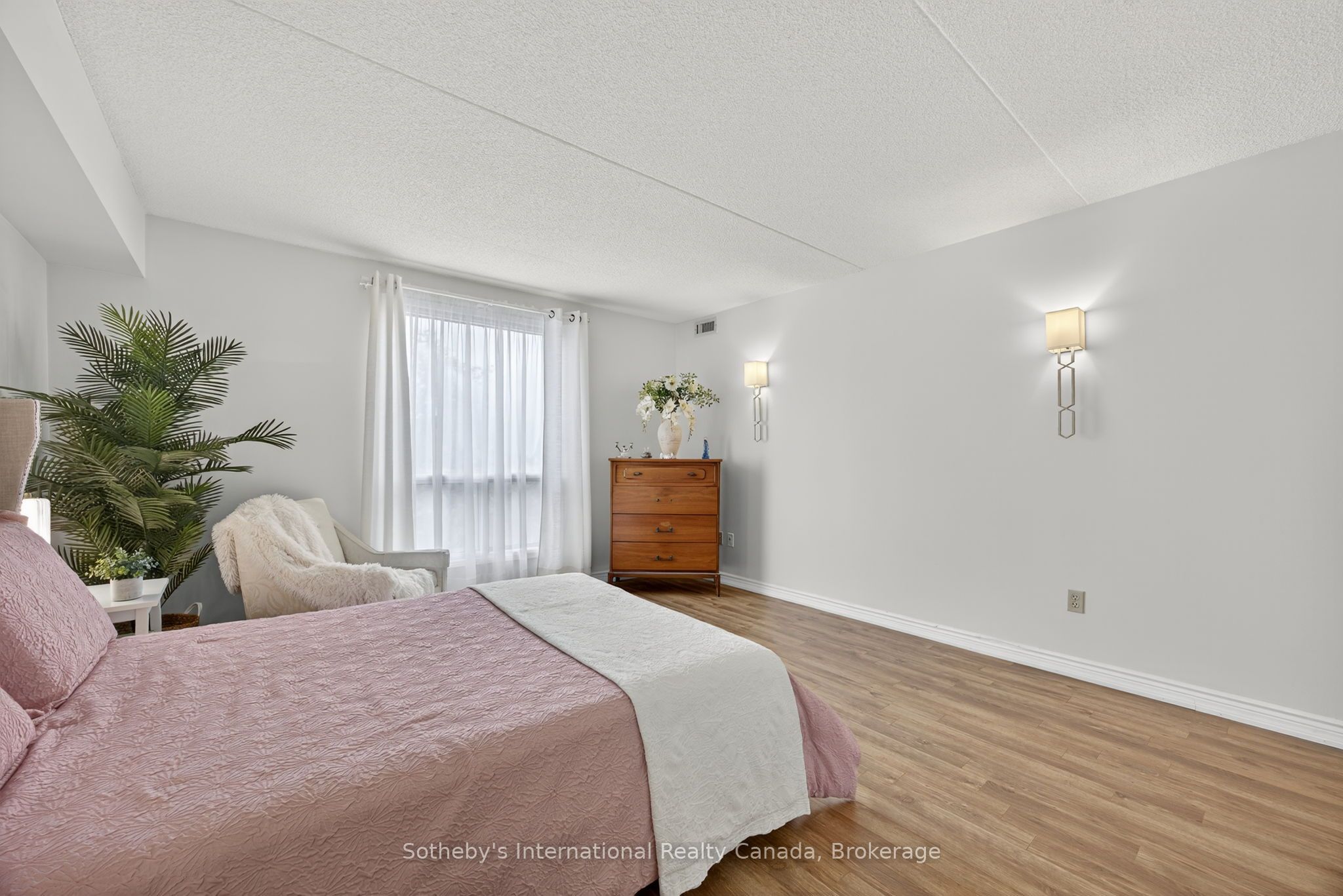 172 Eighth Street 508 Property Photo 16