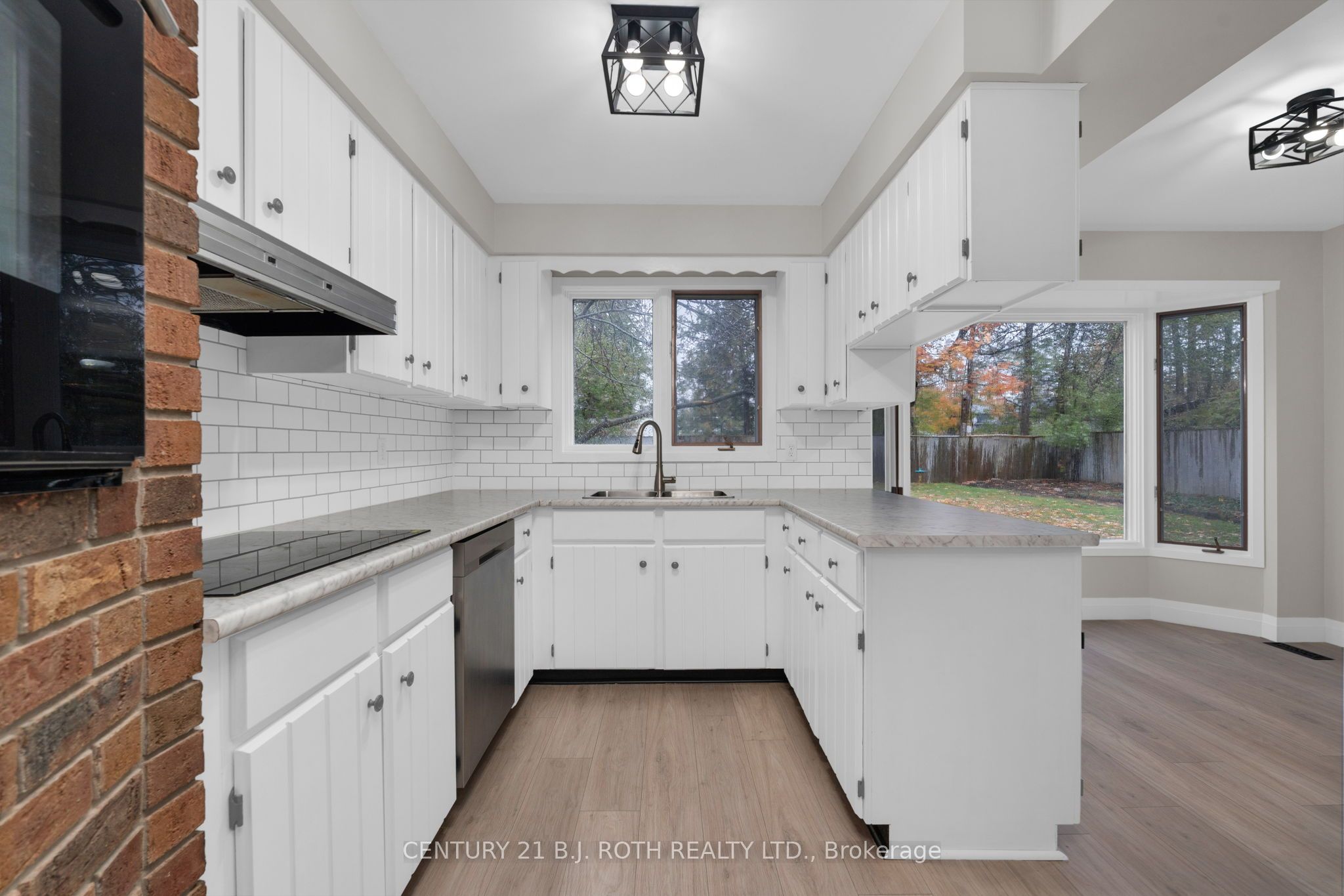 4 White Pine Pl Property Photo 8