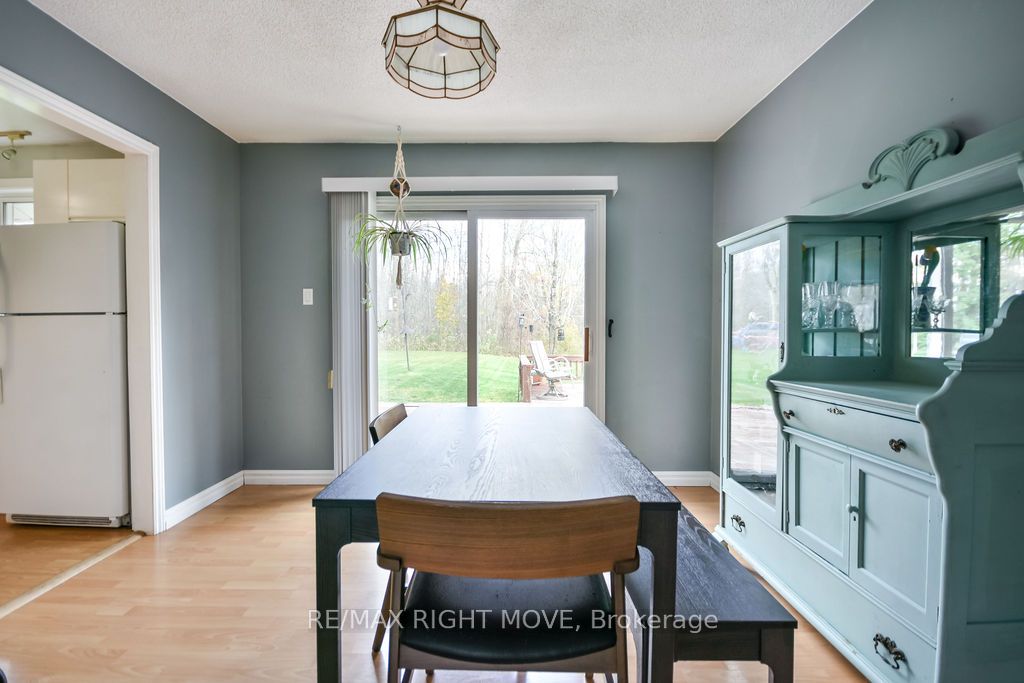 3811 Leo Crescent Property Photo 9