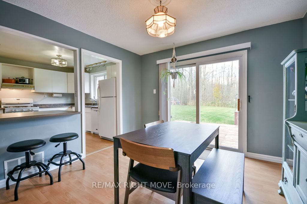 3811 Leo Crescent Property Photo 10