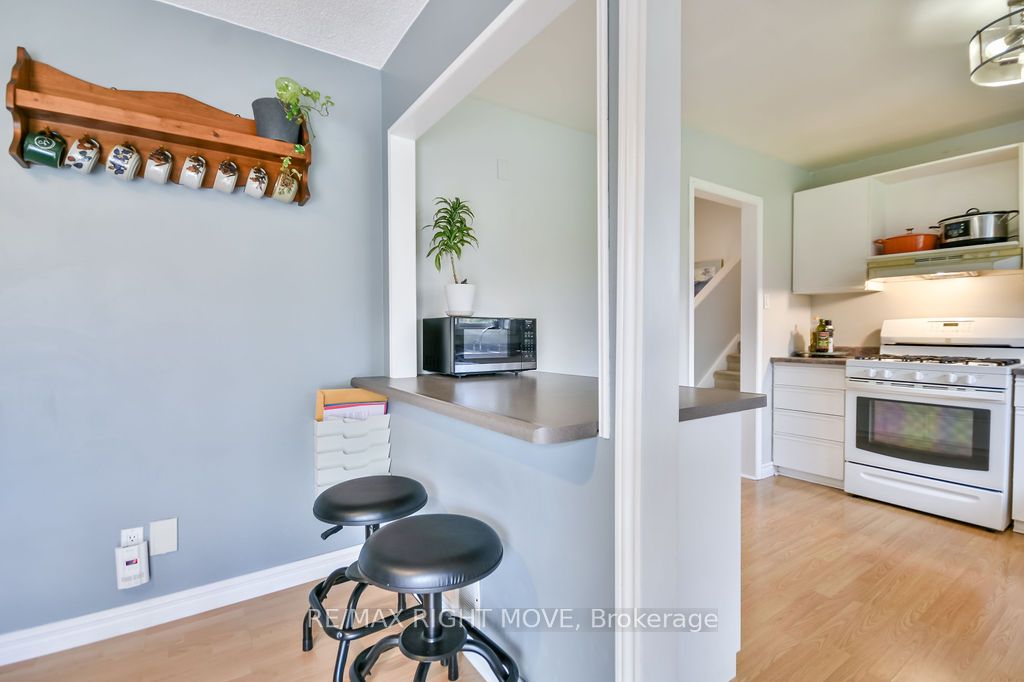 3811 Leo Crescent Property Photo 12