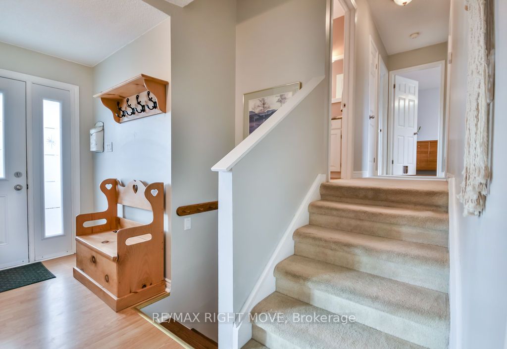 3811 Leo Crescent Property Photo 17