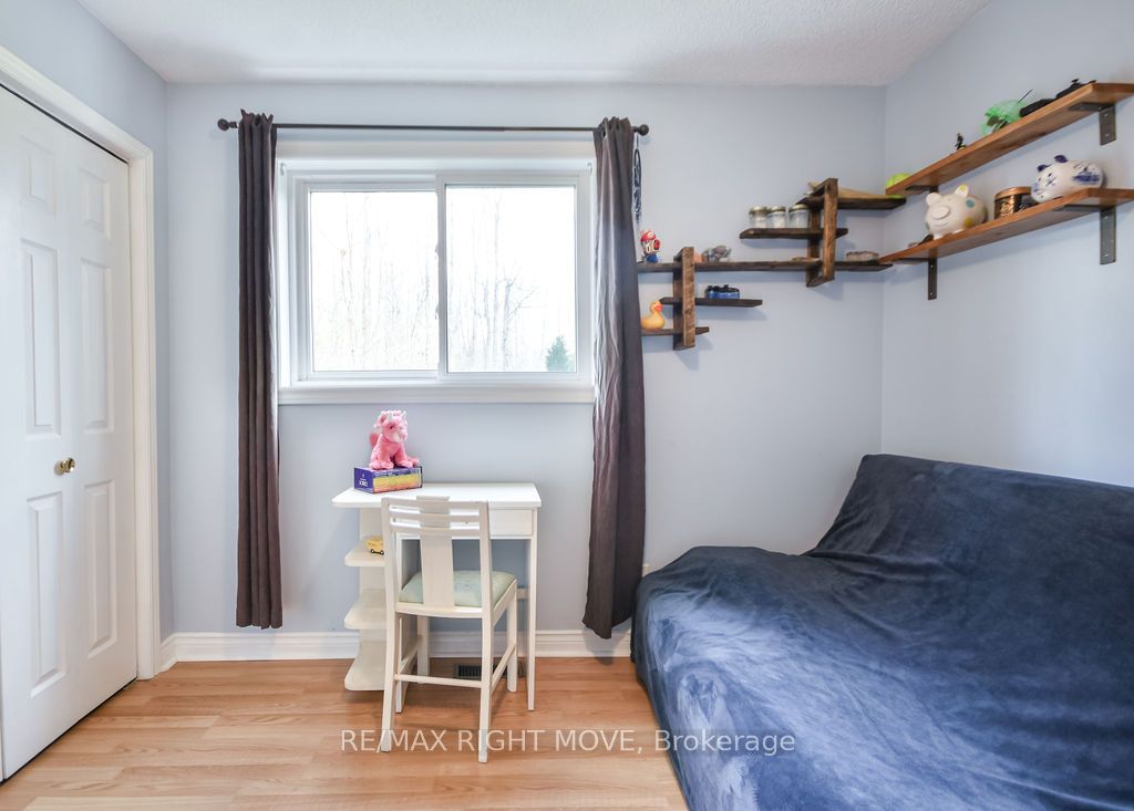 3811 Leo Crescent Property Photo 26